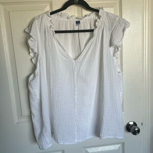 White top from Old Navy. Size 3X.